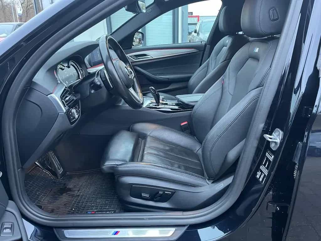 BMW 520 d Touring M Sport Paket 08/2019-photo-12