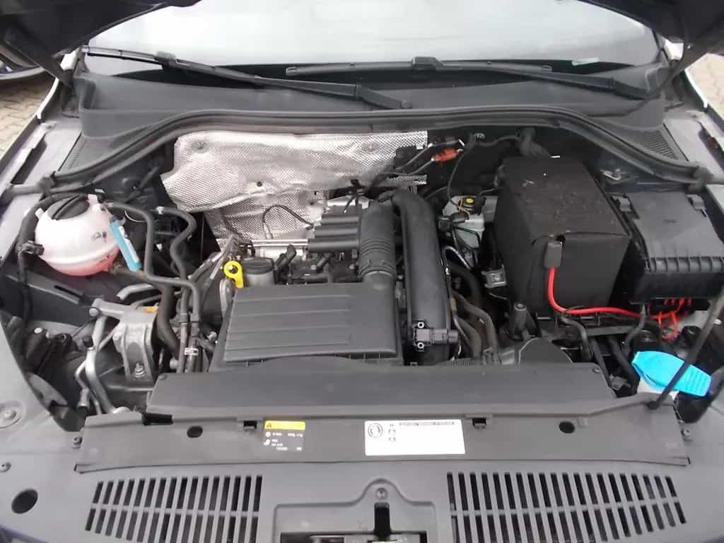 Volkswagen Tiguan Lounge AHK, Navi PANO-Dach, zus.Winterräd 08/2015-photo-11