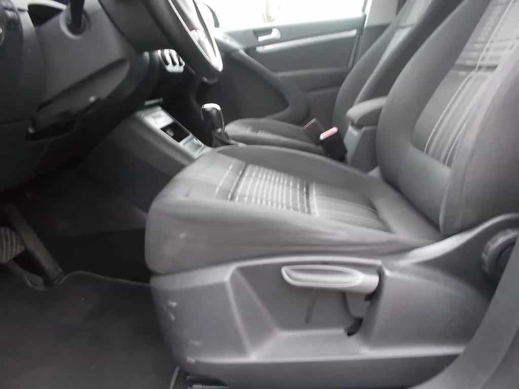Volkswagen Tiguan Lounge AHK, Navi PANO-Dach, zus.Winterräd 08/2015-photo-18