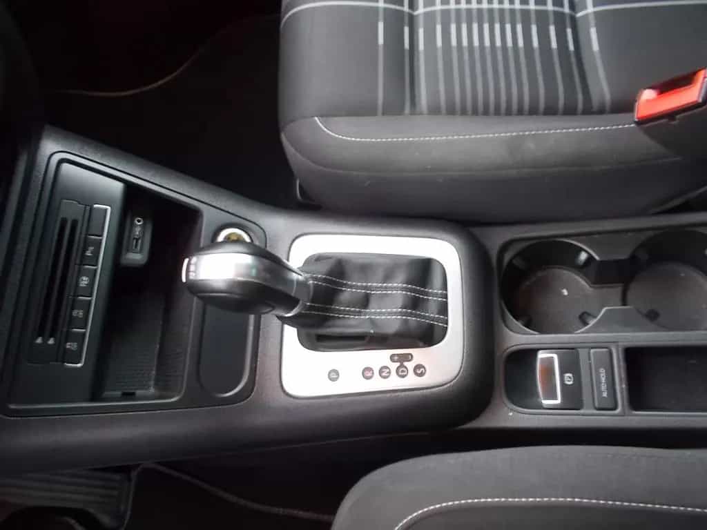 Volkswagen Tiguan Lounge AHK, Navi PANO-Dach, zus.Winterräd 08/2015-photo-24