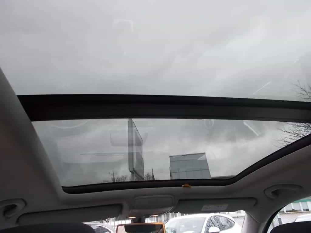 Volkswagen Tiguan Lounge AHK, Navi PANO-Dach, zus.Winterräd 08/2015-photo-32
