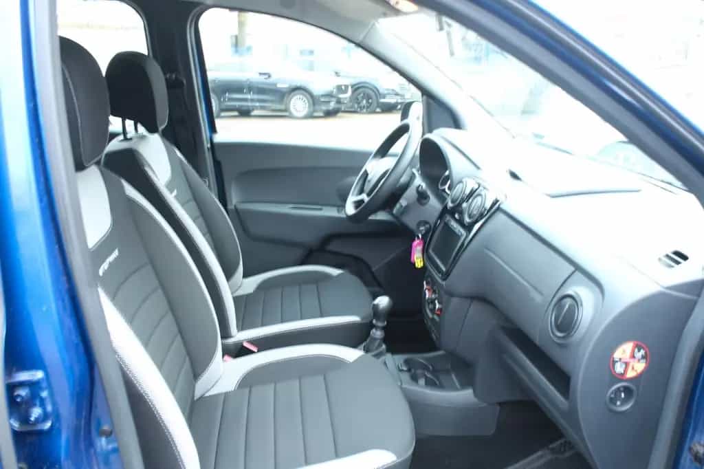 Dacia Lodgy Stepway Plus*7-Sitzer*Kamera*Navi*Klima 03/2021-photo-19