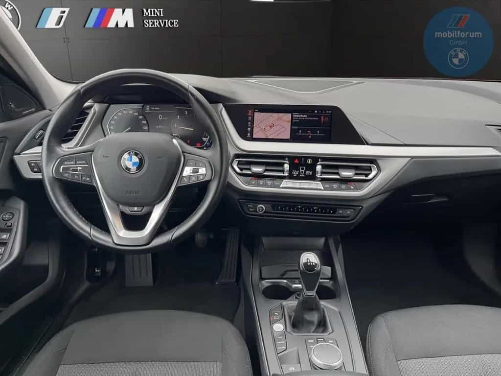 BMW 1 Series 118 i Advantage LenkradHZG H/K 17 Zoll DAB PDC 01/2021-photo-8