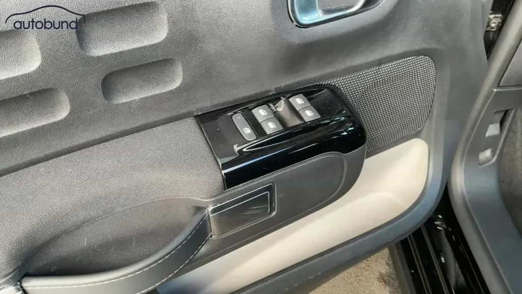 Citroën C3 III 1,2 PT 110 Max Alu KA LED Link NAV NBA PD 03/2024-photo-20