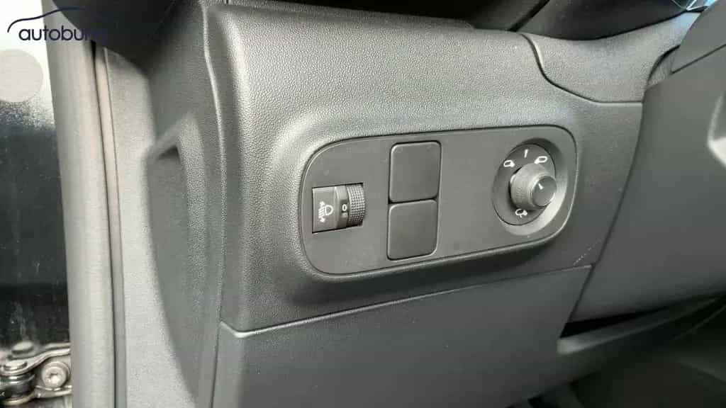 Citroën C3 III 1,2 PT 110 Max Alu KA LED Link NAV NBA PD 03/2024-photo-21