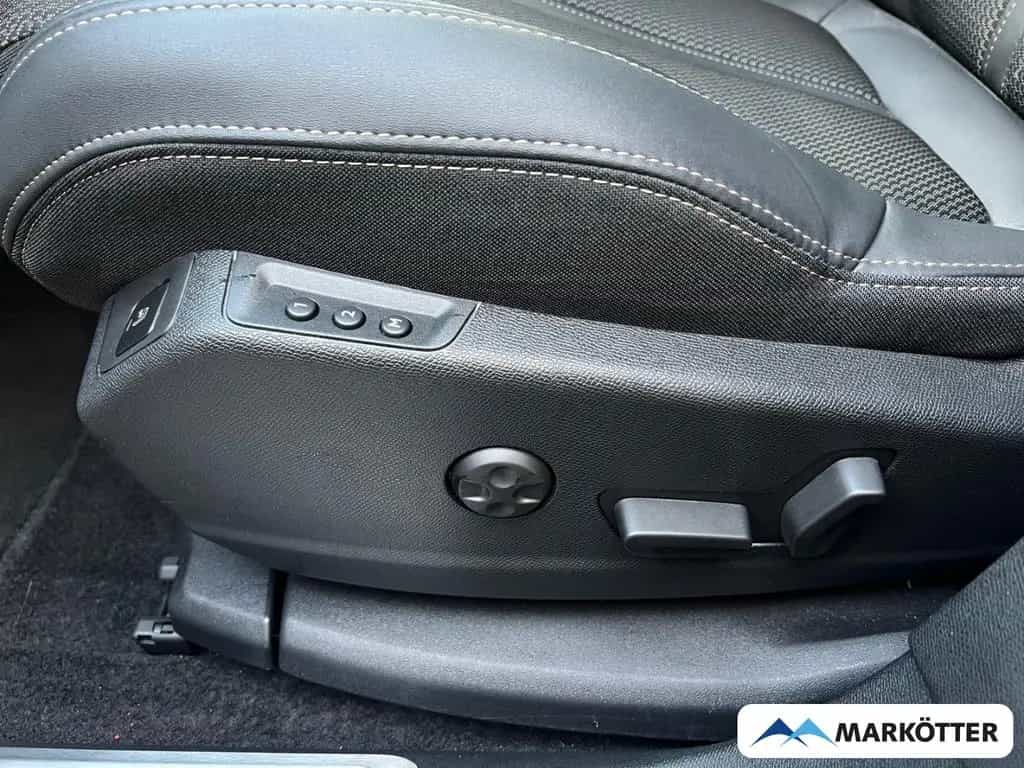 Peugeot 3008 1.2 GT PureTech 130 EU6d ACC/BLIS/CAM/LED 11/2023-photo-10