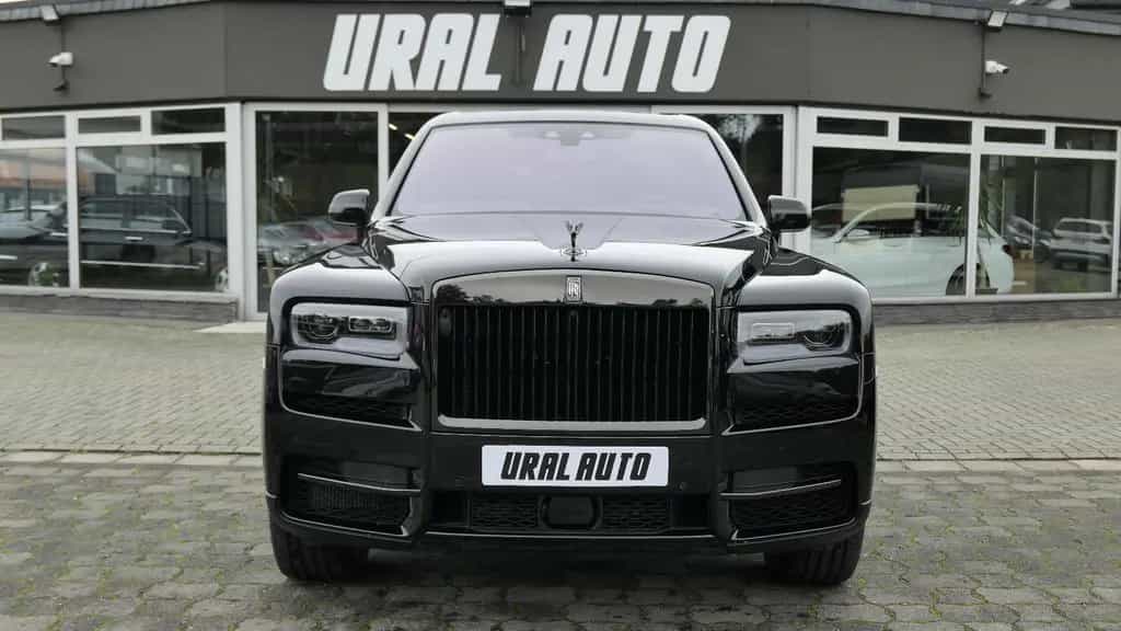 Rolls-Royce Cullinan Black Badge Bespoke/Starlight/MY2023 04/2023-photo-7