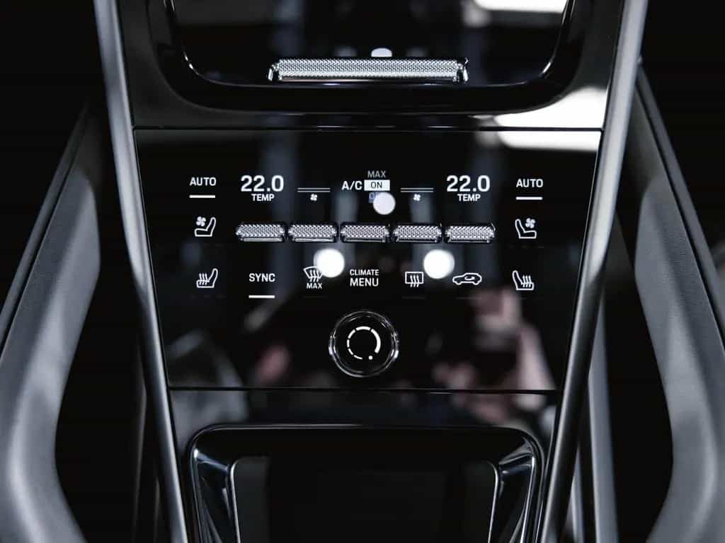 Porsche Cayenne S Sportabgasanlage Panoramadach 12/2025-photo-19