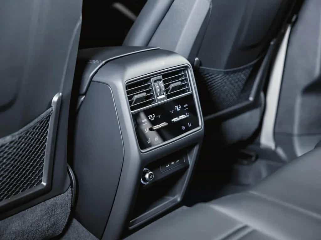 Porsche Cayenne S Sportabgasanlage Panoramadach 12/2025-photo-45