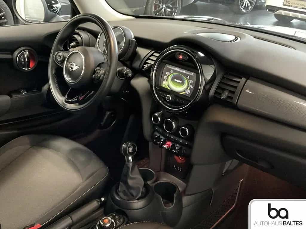 MINI Cooper 1.5 Pepper 17"/Navi/SH/Bluet/PDC/Multi/AA 04/2016-photo-8
