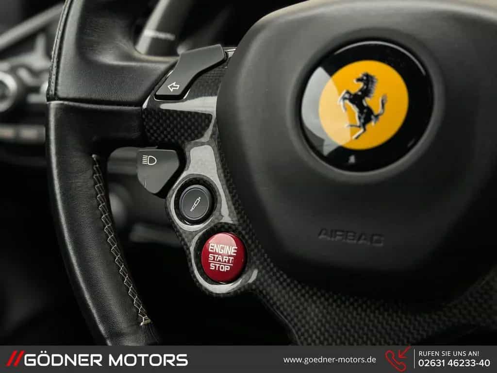 Ferrari 488 GTB DE-FZG/STEUER19%/KERAMIK/CARBON/RACIN... 01/2016-photo-11