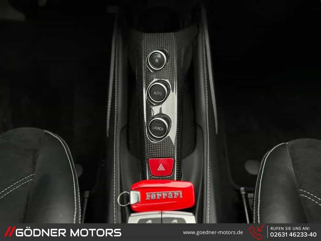 Ferrari 488 GTB DE-FZG/STEUER19%/KERAMIK/CARBON/RACIN... 01/2016-photo-14