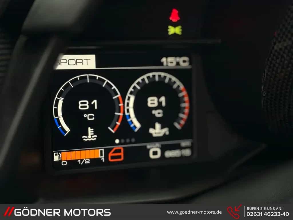 Ferrari 488 GTB DE-FZG/STEUER19%/KERAMIK/CARBON/RACIN... 01/2016-photo-15