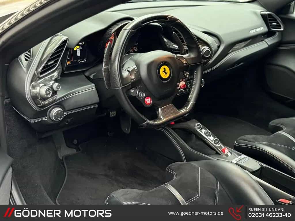 Ferrari 488 GTB DE-FZG/STEUER19%/KERAMIK/CARBON/RACIN... 01/2016-photo-5