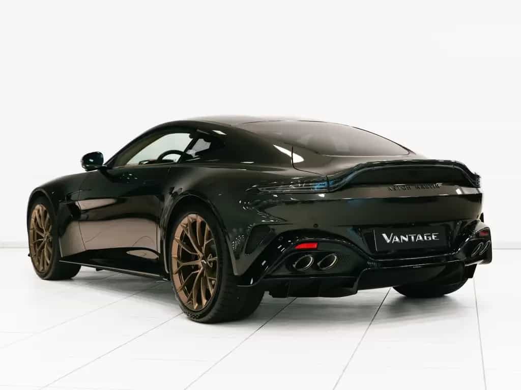 Aston Martin V8 Vantage Vantage Coupe | Minotaur Green / Oxford Tan | 01/2025-photo-1