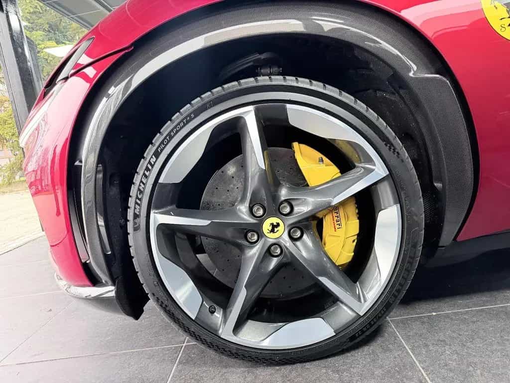 Ferrari Purosangue -Painted Logo-Full Carbon-Pano-JBL- 26 null-photo-5