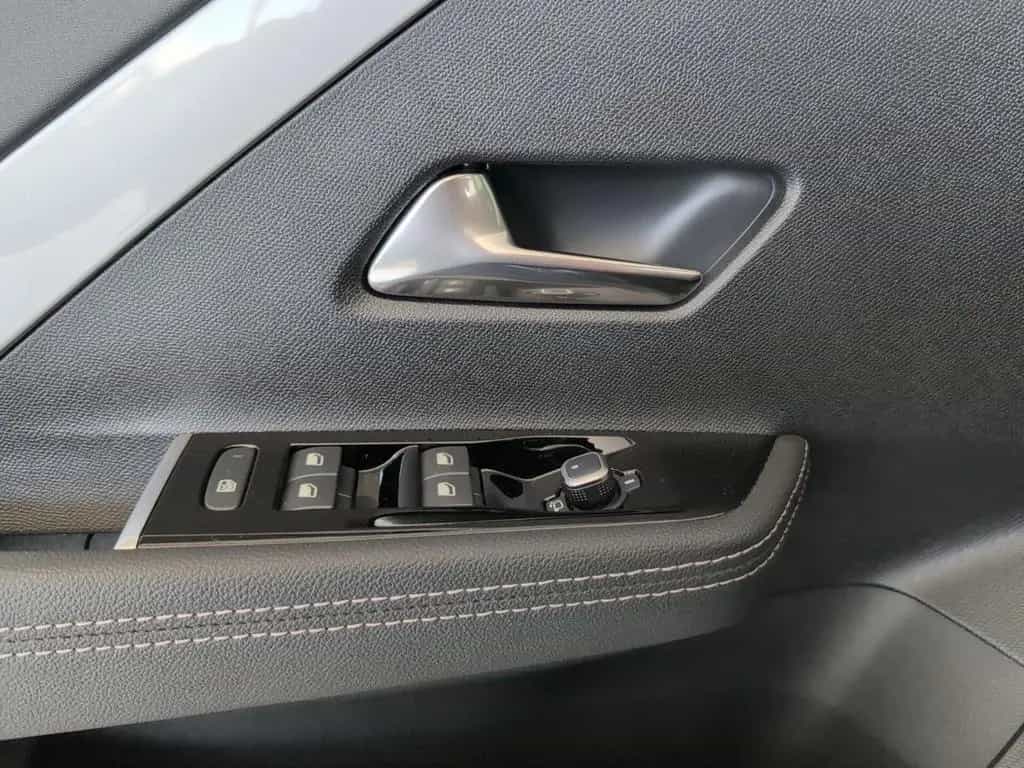 Opel Astra ST 1.2 AT8 GS Navi 360° Shzg AHK ACC 10/2024-photo-25