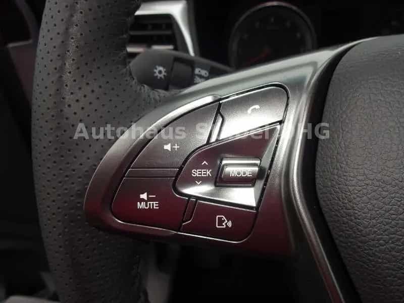 Ssangyong Tivoli Quartz 1,5 6MT 12/2024-photo-10