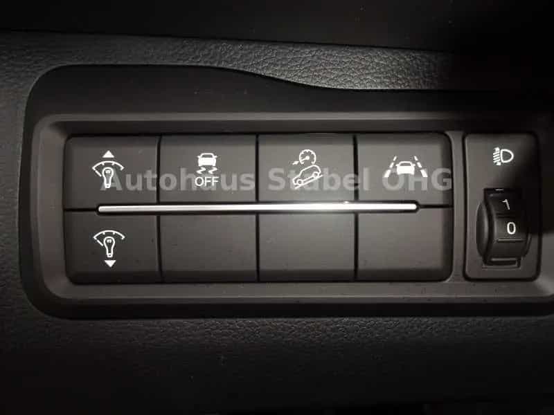 Ssangyong Tivoli Quartz 1,5 6MT 12/2024-photo-12