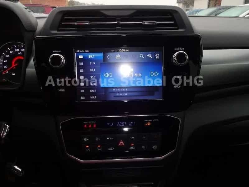 Ssangyong Tivoli Quartz 1,5 6MT 12/2024-photo-13