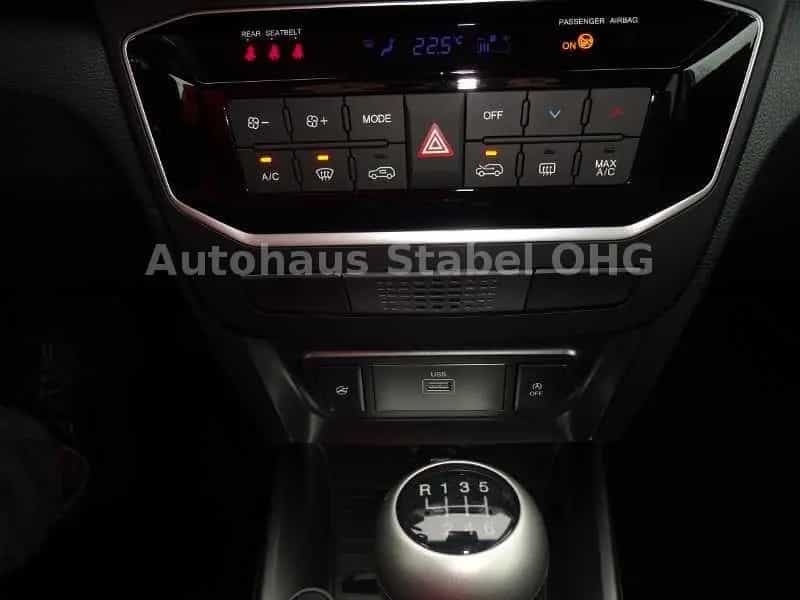 Ssangyong Tivoli Quartz 1,5 6MT 12/2024-photo-14