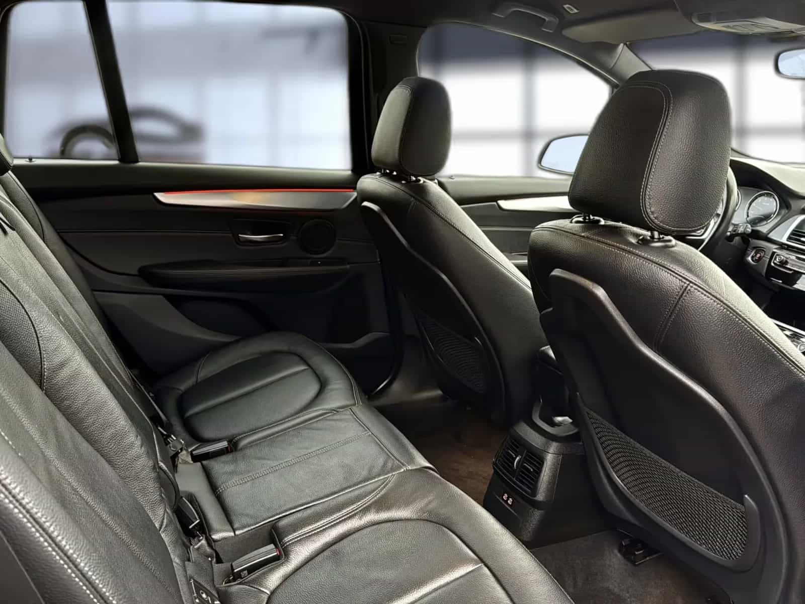 BMW 2 Series 10/2018-photo-14