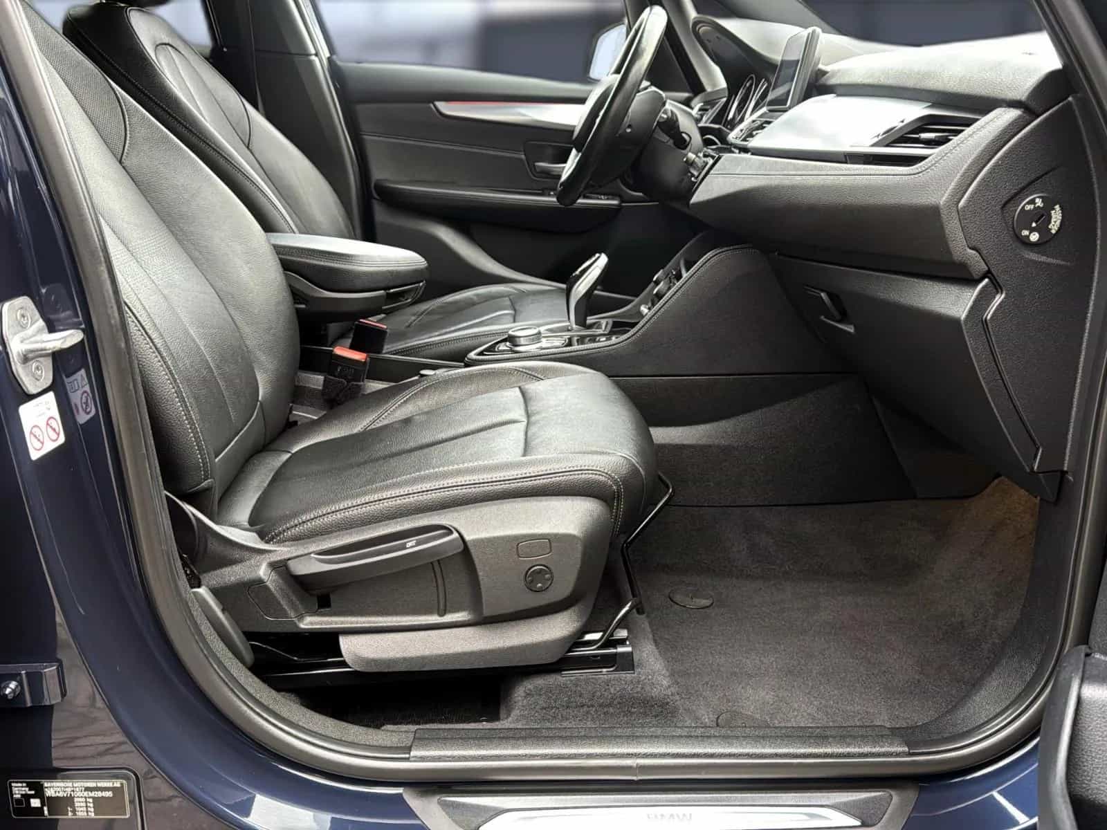 BMW 2 Series 10/2018-photo-16