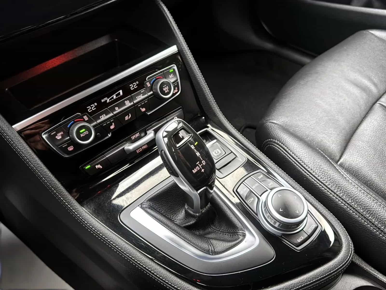 BMW 2 Series 10/2018-photo-23