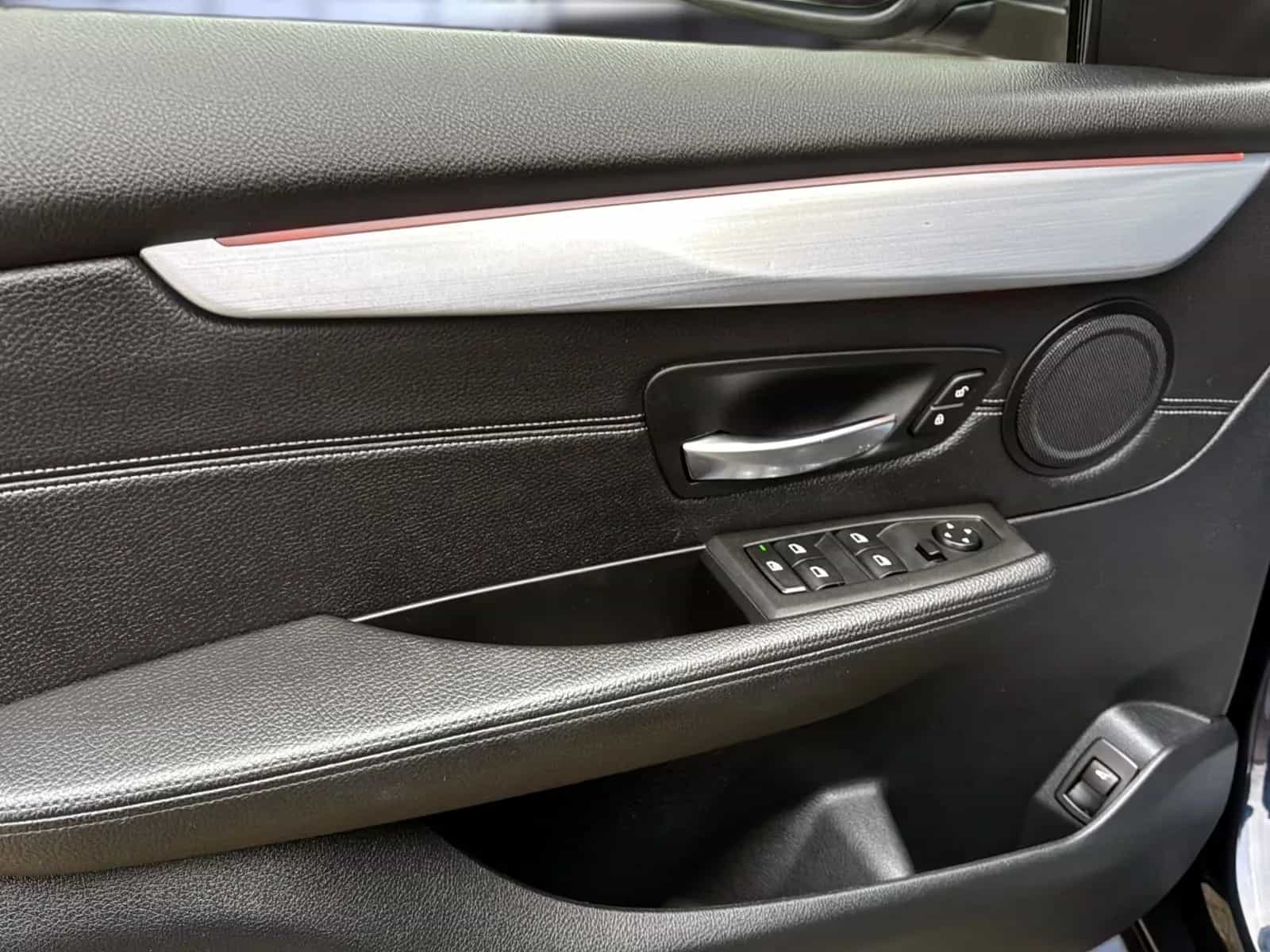 BMW 2 Series 10/2018-photo-9