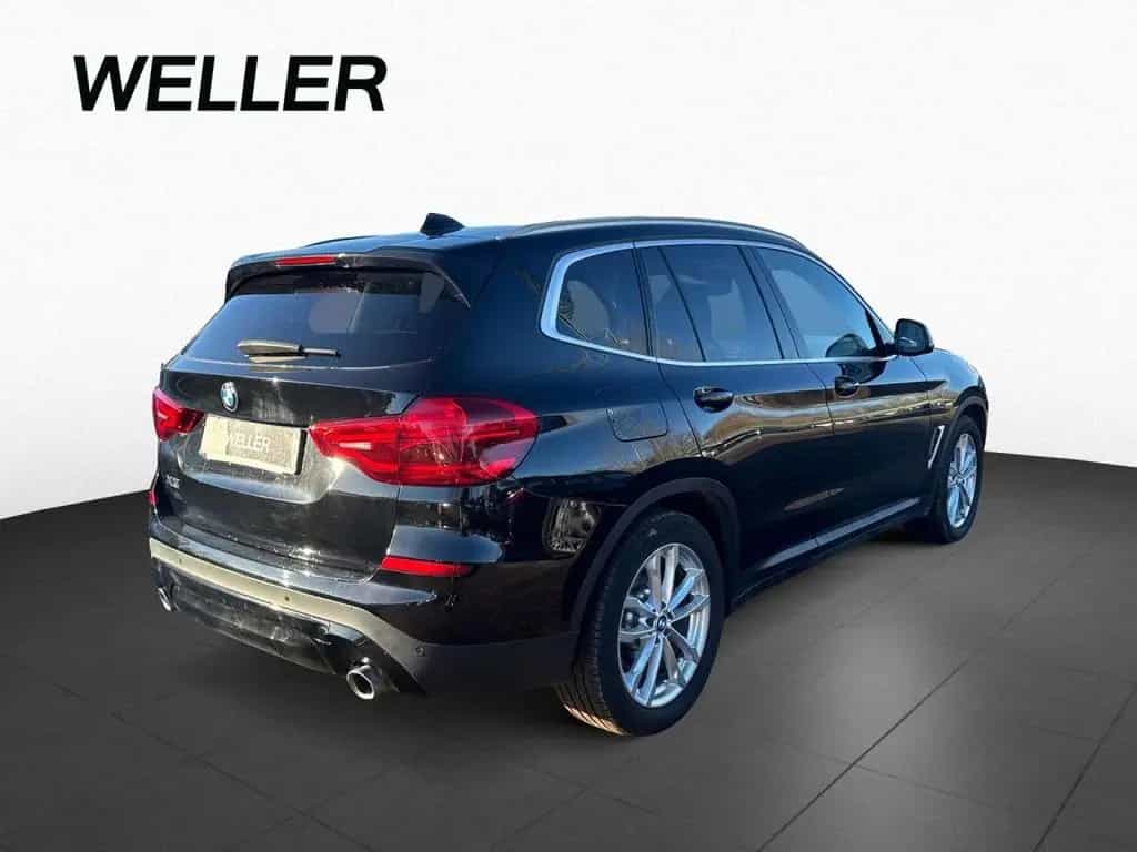 BMW X3 xDrive 20dA LivePl,LED,Pano,StHzg,Alu19,HUD 10/2020-photo-3
