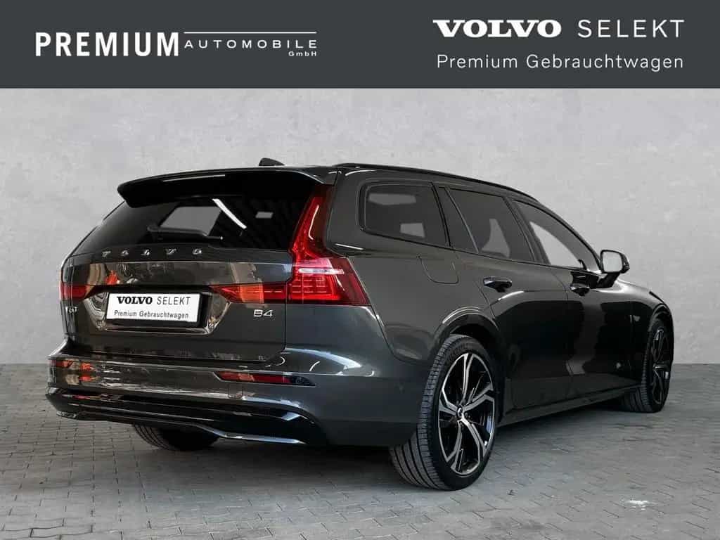 Volvo V60 B4 Diesel Plus Dark ACC/Schiebedach/360°/Sit 06/2022-photo-1