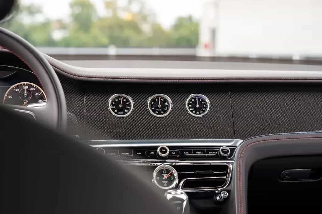 Bentley Flying Spur V8 Mulliner Paket *SOFORT VERFÜGBAR* 07/2021-photo-14