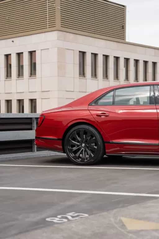 Bentley Flying Spur V8 Mulliner Paket *SOFORT VERFÜGBAR* 07/2021-photo-18