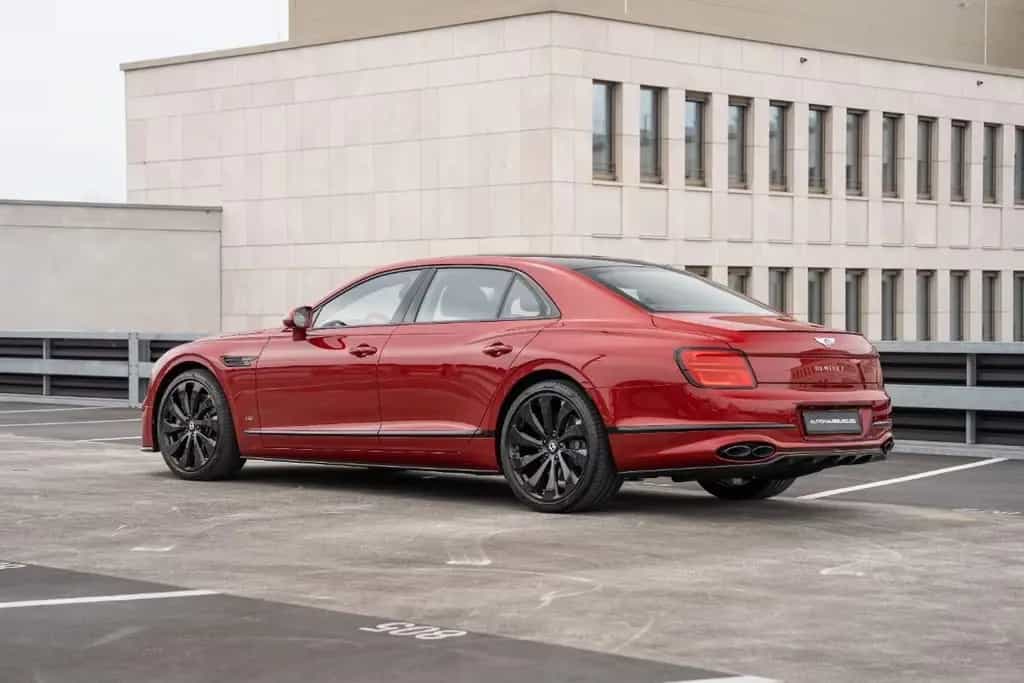 Bentley Flying Spur V8 Mulliner Paket *SOFORT VERFÜGBAR* 07/2021-photo-4