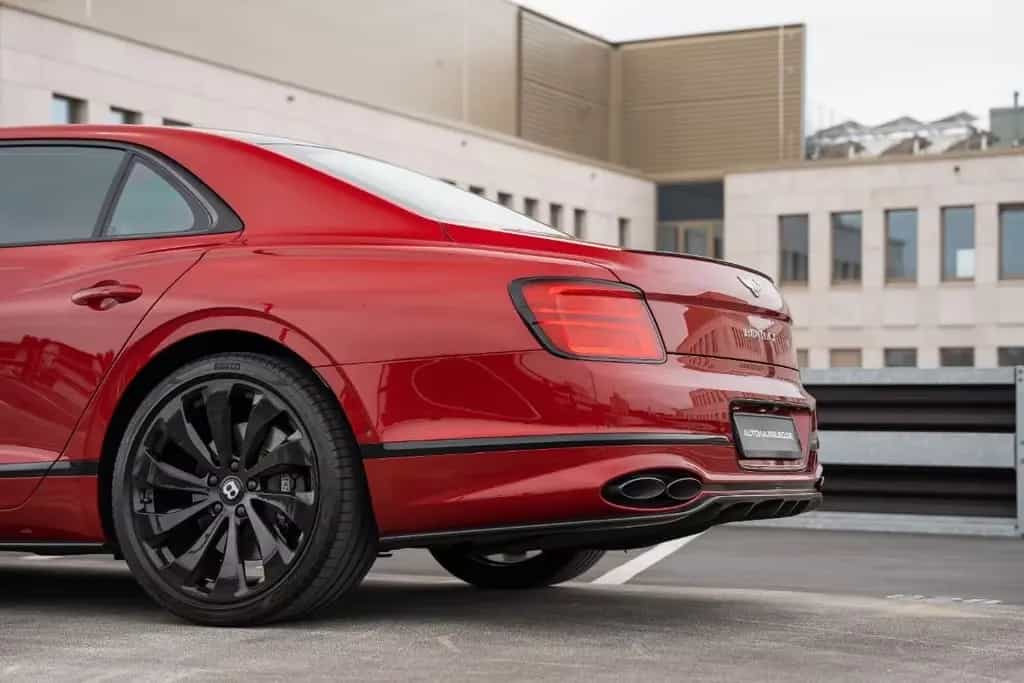 Bentley Flying Spur V8 Mulliner Paket *SOFORT VERFÜGBAR* 07/2021-photo-6