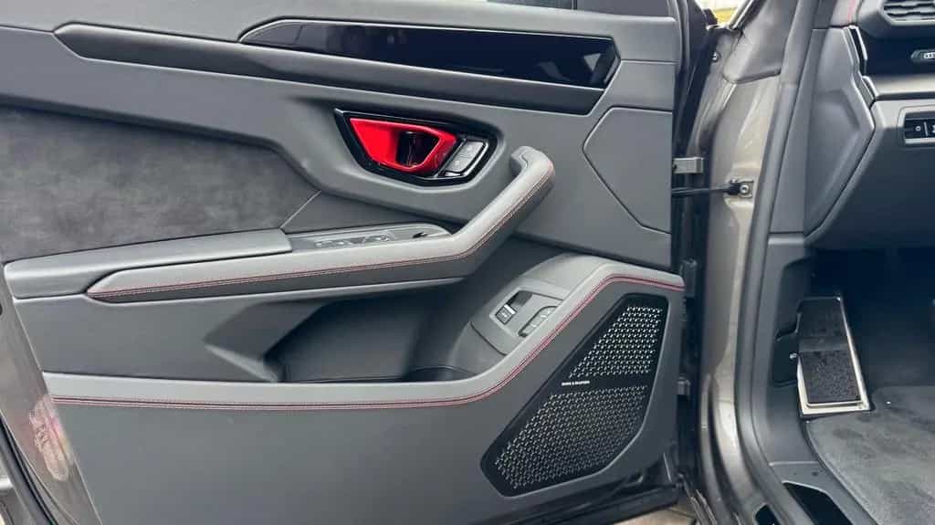 Lamborghini Urus S 4.0 Facelift HuD Bang & Olufsen Massage 06/2023-photo-18