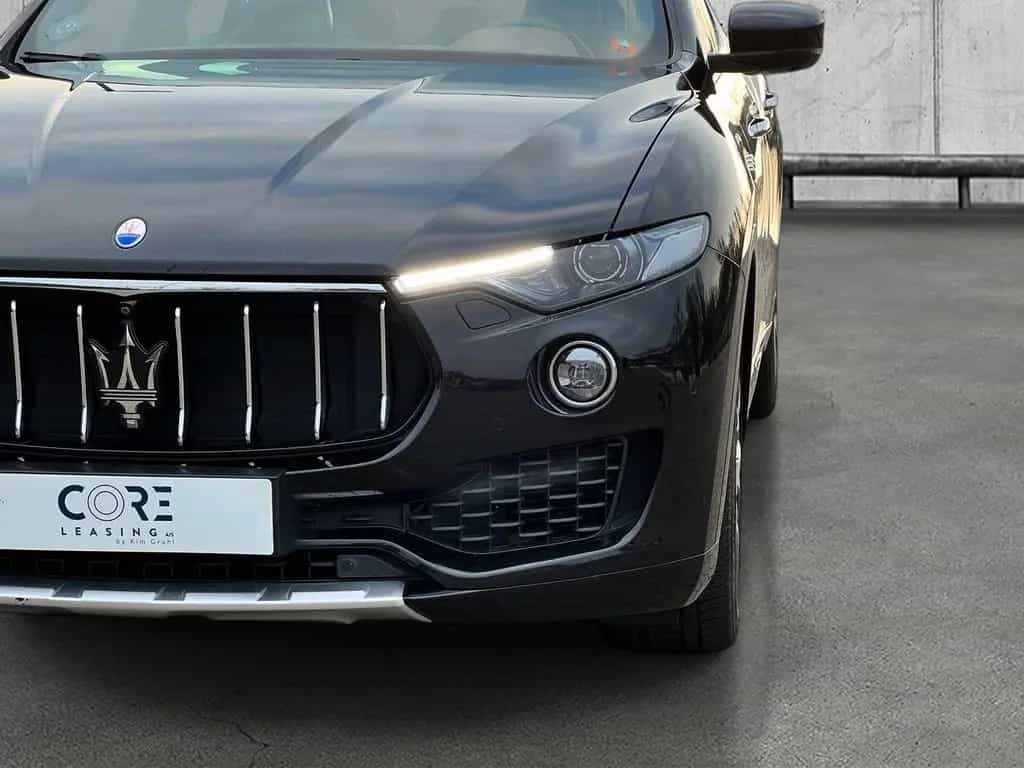 Maserati Levante S Q4 *BLACK OVER TAN* 12/2016-photo-5