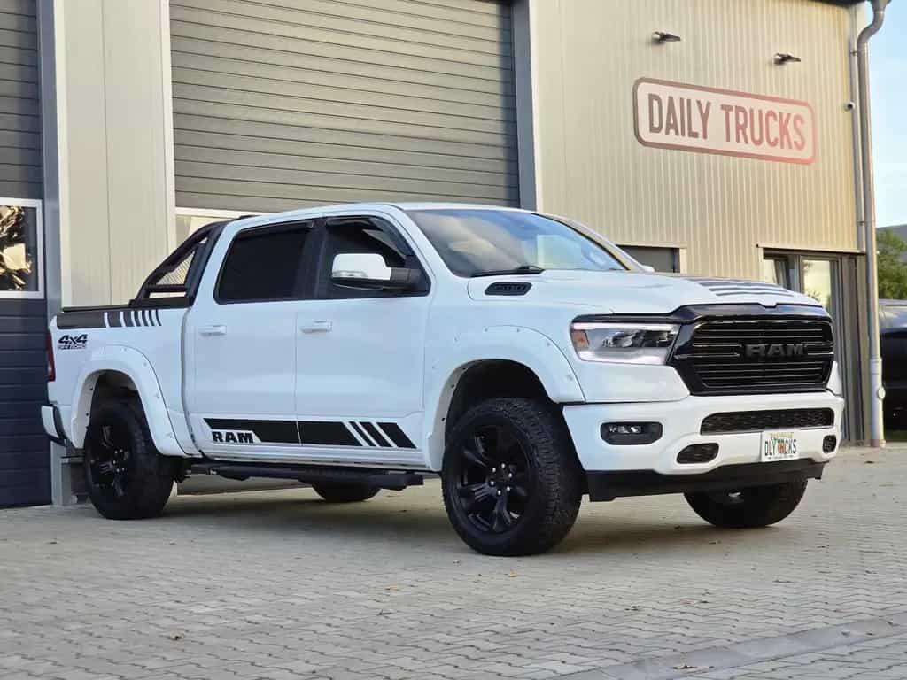Dodge RAM 1500 5.7 4x4 Bighorn LED Kamera AHK Rollbar 05/2020-photo-0