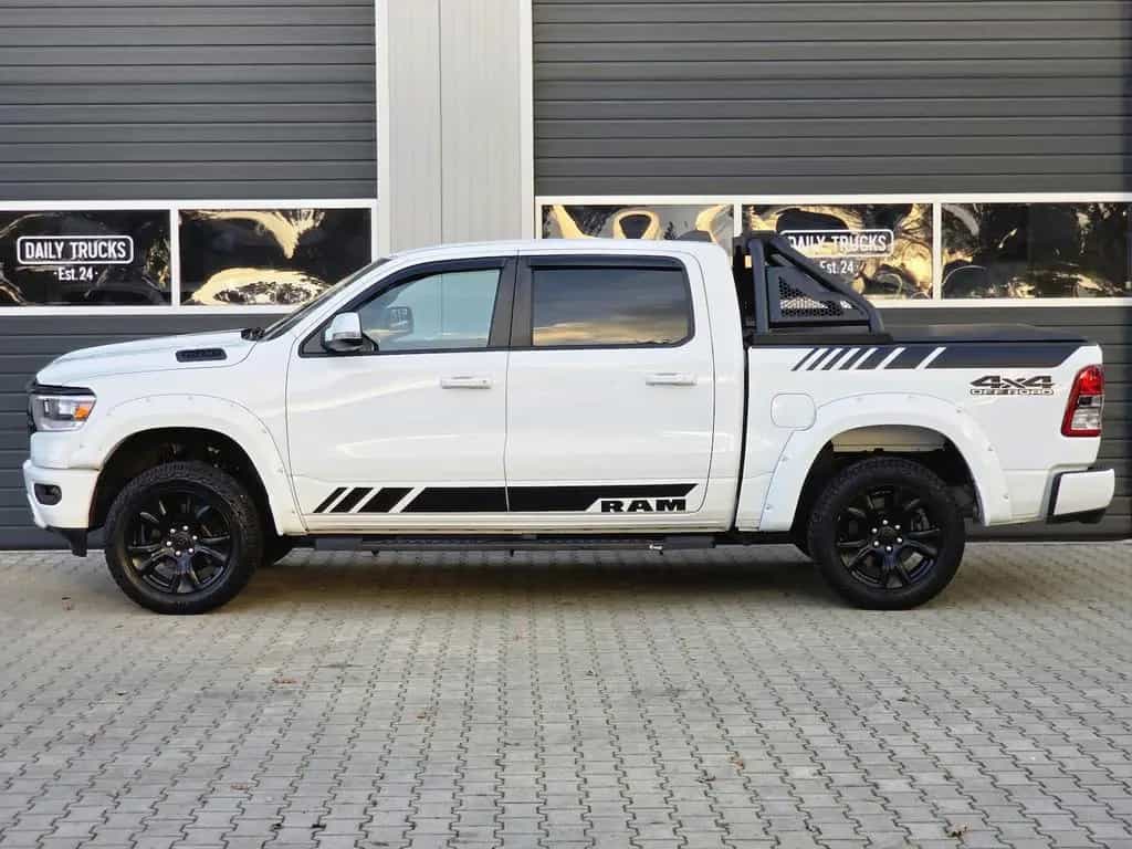 Dodge RAM 1500 5.7 4x4 Bighorn LED Kamera AHK Rollbar 05/2020-photo-13