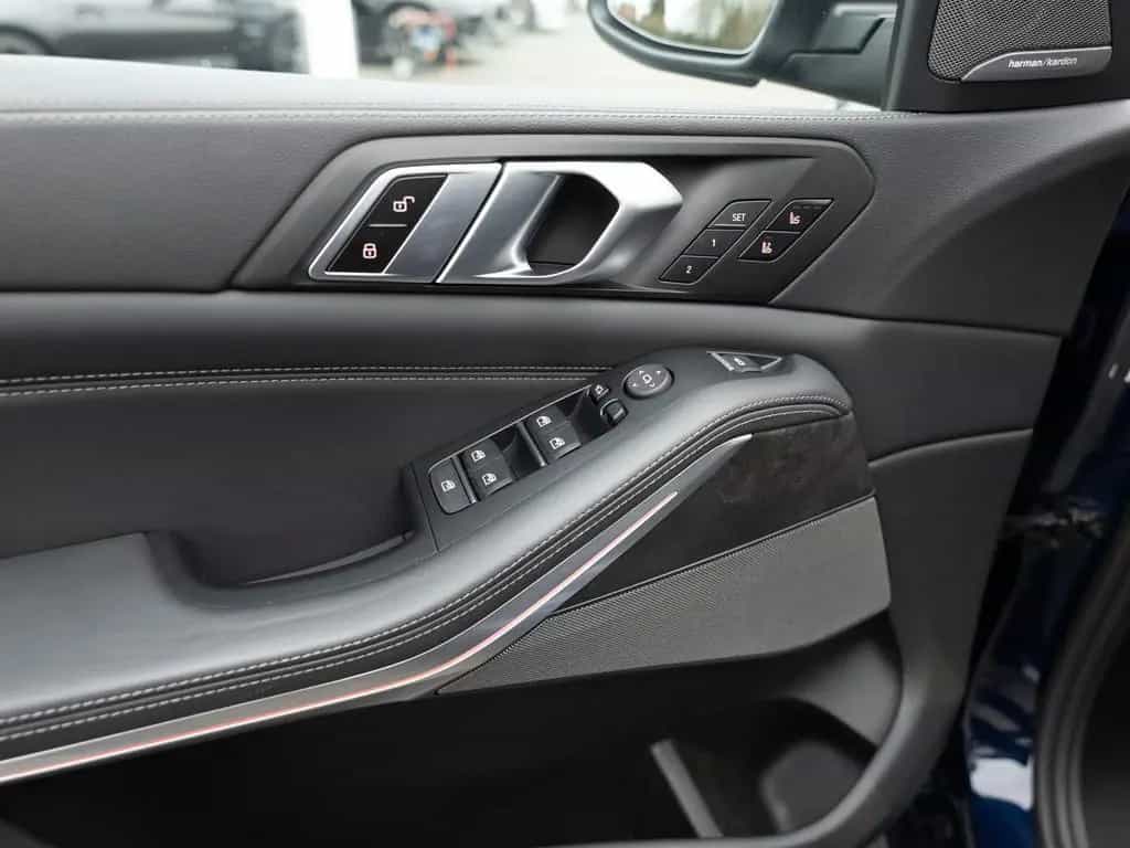 BMW X5 xDrive 40d M-Sport PANO AHK HUD 360° LASER 11/2022-photo-31