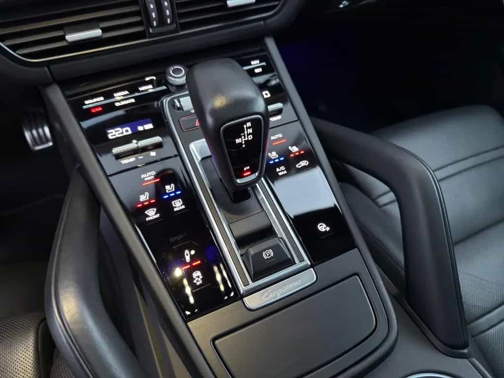 Porsche Cayenne Coupe GTS 22ZOLL/PANO/MATRIX/18-Wegesitz 10/2020-photo-17