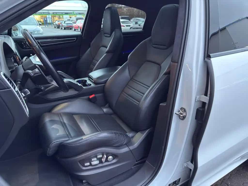 Porsche Cayenne Coupe GTS 22ZOLL/PANO/MATRIX/18-Wegesitz 10/2020-photo-20
