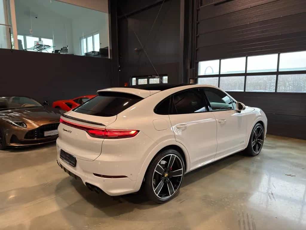 Porsche Cayenne Coupe GTS 22ZOLL/PANO/MATRIX/18-Wegesitz 10/2020-photo-3