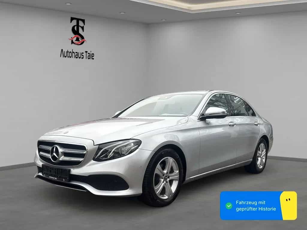 Mercedes-Benz E-Class 200 CGI Lim. 9G|Avantgarde|Kam|8XALU|LED 05/2017-photo-1