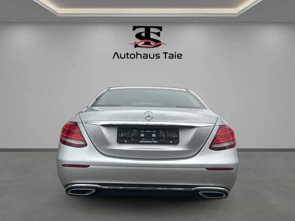 Mercedes-Benz E-Class 200 CGI Lim. 9G|Avantgarde|Kam|8XALU|LED 05/2017-photo-5