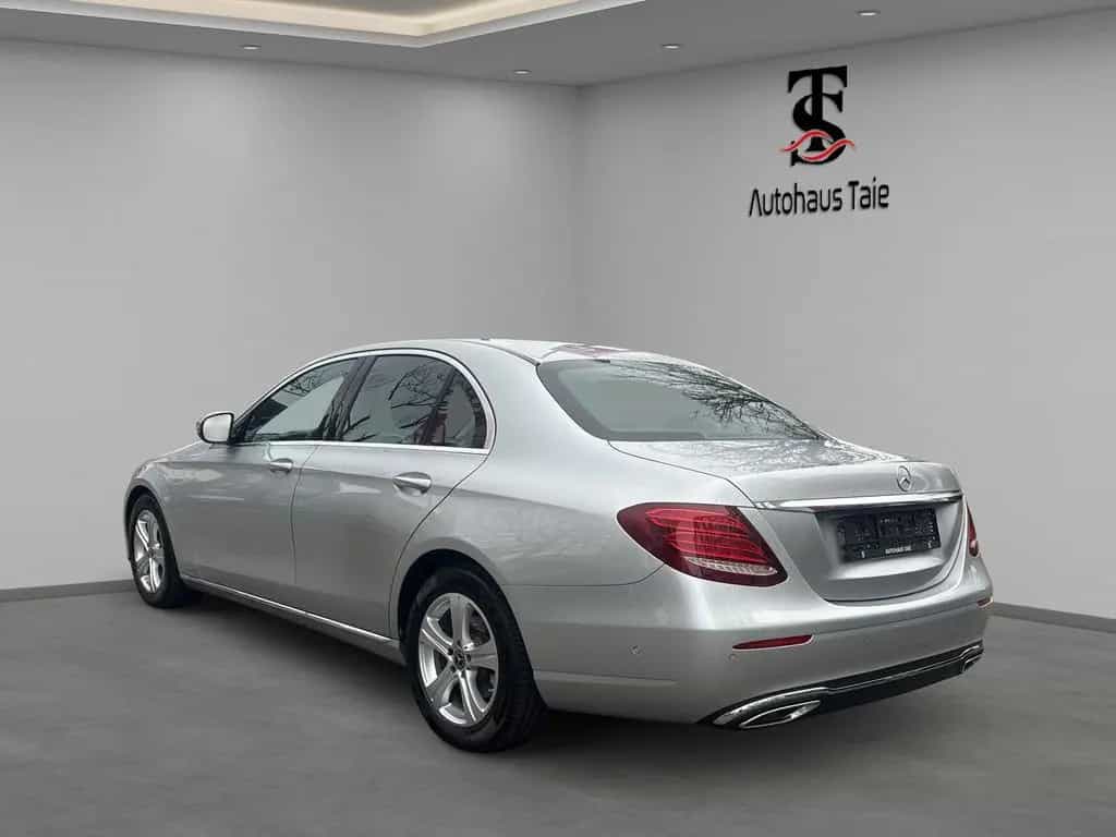 Mercedes-Benz E-Class 200 CGI Lim. 9G|Avantgarde|Kam|8XALU|LED 05/2017-photo-6