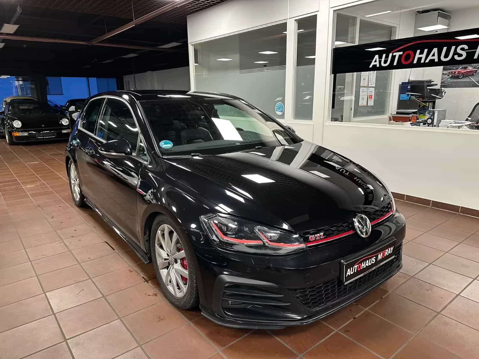 Volkswagen Golf 03/2018-photo-2