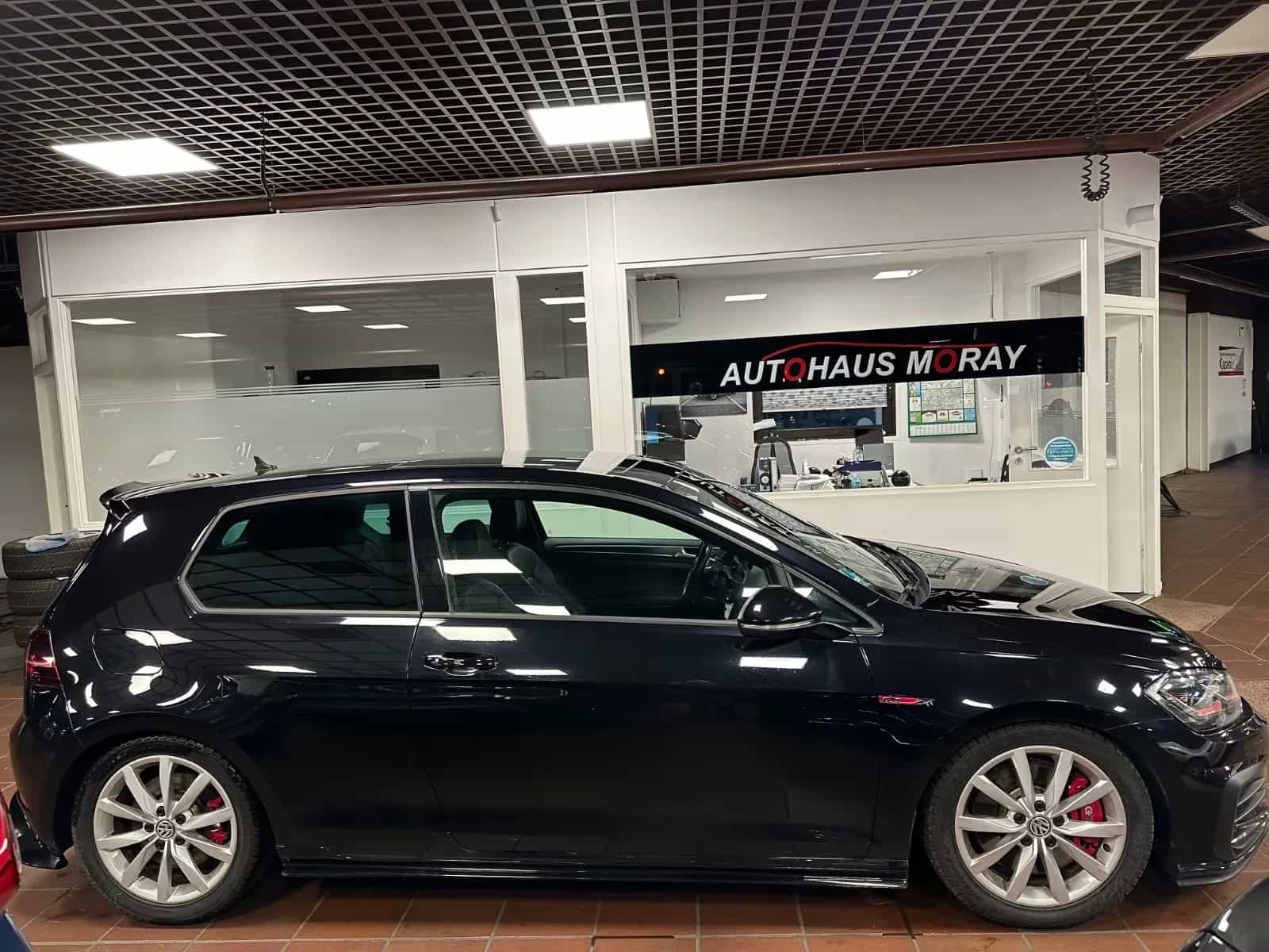 Volkswagen Golf 03/2018-photo-3