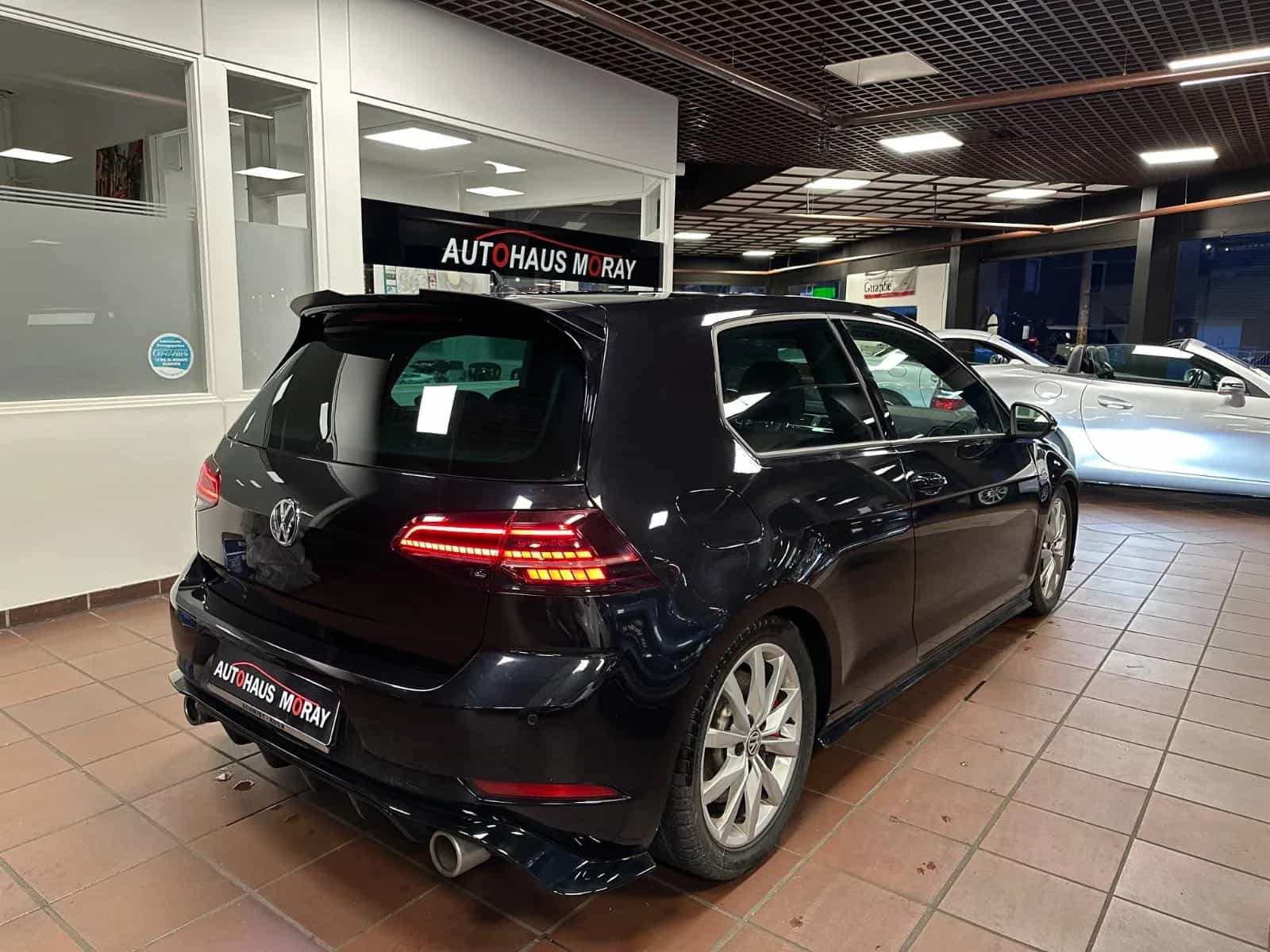 Volkswagen Golf 03/2018-photo-7