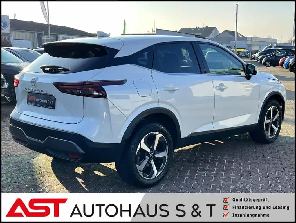 Nissan Qashqai 1.3 DIG-T N-Connecta *Navi*LED*360°Cam* 01/2024-photo-2